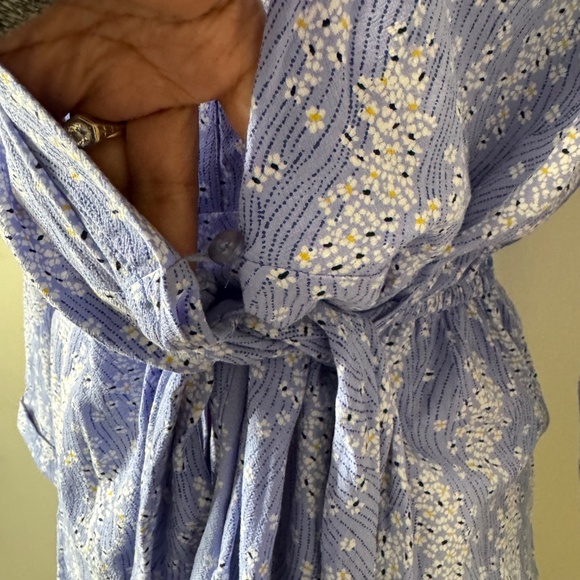 Per Una by Mark and Spenser V neck longsleeve Blue and White Wrap Blouse size 16 - Picture 5 of 10